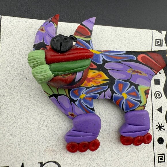 JARi Of Glasgow Chili Dog Polymer Clay Floral Brooch Handmade Collectible Pin 19 - Picture 2 of 7